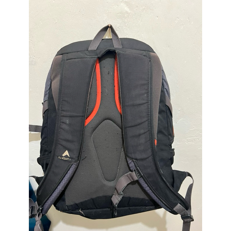 eiger bagpack