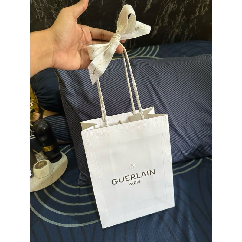 

paper bag guerlain lengkap pita