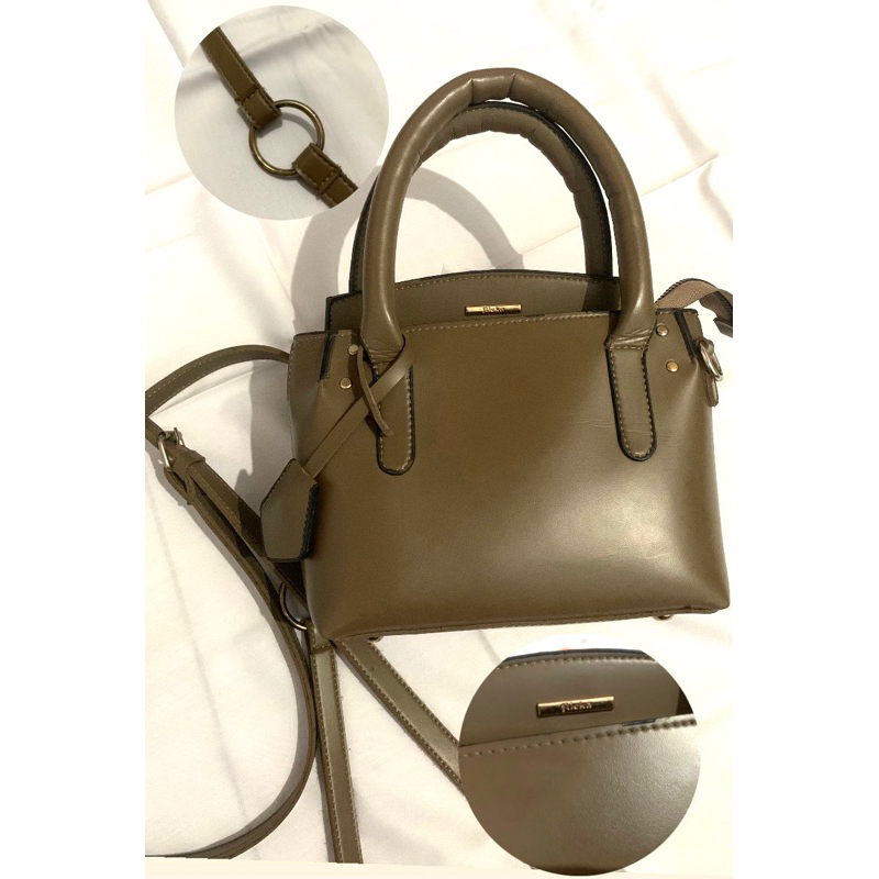 Preloved Tas Flicka