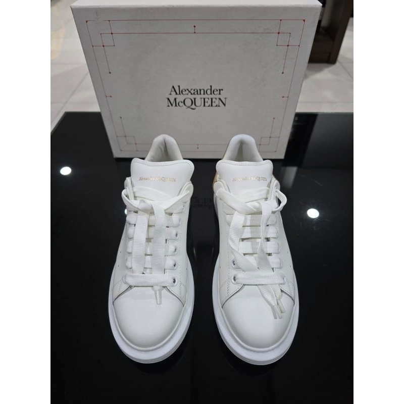 Alexander Mcqueen Oversized Sneakers Gold [open nego]