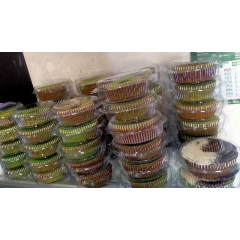 

Kue bolu pandan Santan