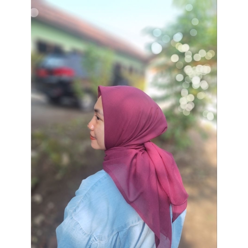 HIJAB SEGIEMPAT PARIS JADUL PREMIUM-SEGIEMPAT PARIS PREMIUM ANTI LETOY-PARIS ORI INEZ RATU HIJAB KED
