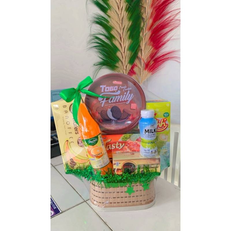 

PARCEL LEBARAN/PARCEL IMLEK/ PARCEL NATAL/ PARCEL ULANG TAHUN/PARCEL WISUDA