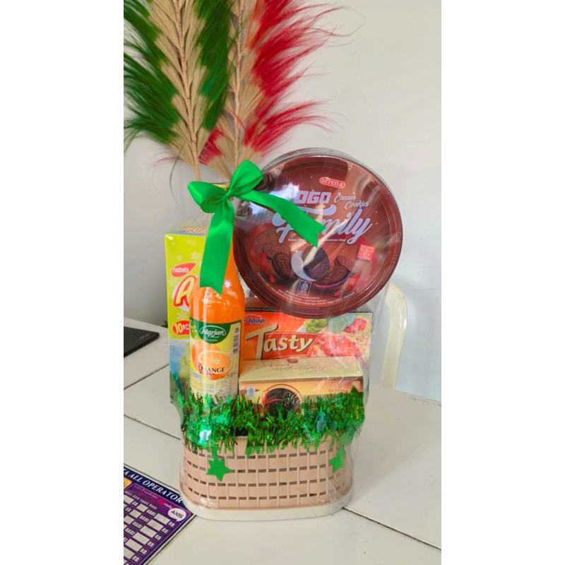 

PARCEL LEBARAN/PARCEL WISUDA/PARCEL ULANGTAHUN/PARCEL IMLEK/PARCEL NATAL