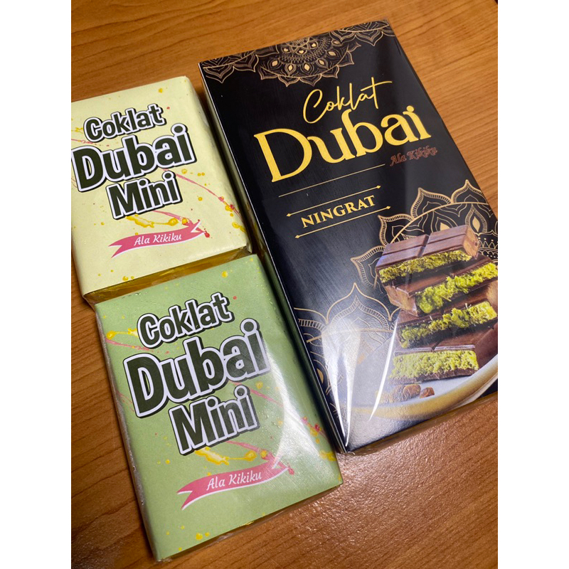 

COKELAT DUBAI ASLI Dark cokelat,milk cokelat,kunafa& pistachio