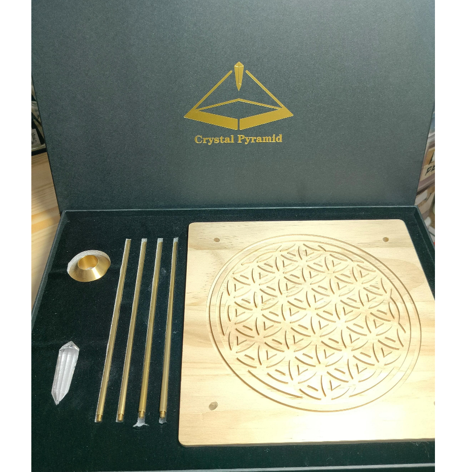 Paket Natural Vogel Clear Quartz Crystal Energy Pyramid Set Box for Charging Crystal / Stone