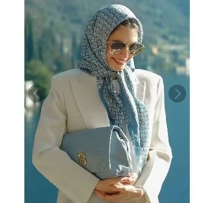 buttonscarves bimu faded denim NEWW