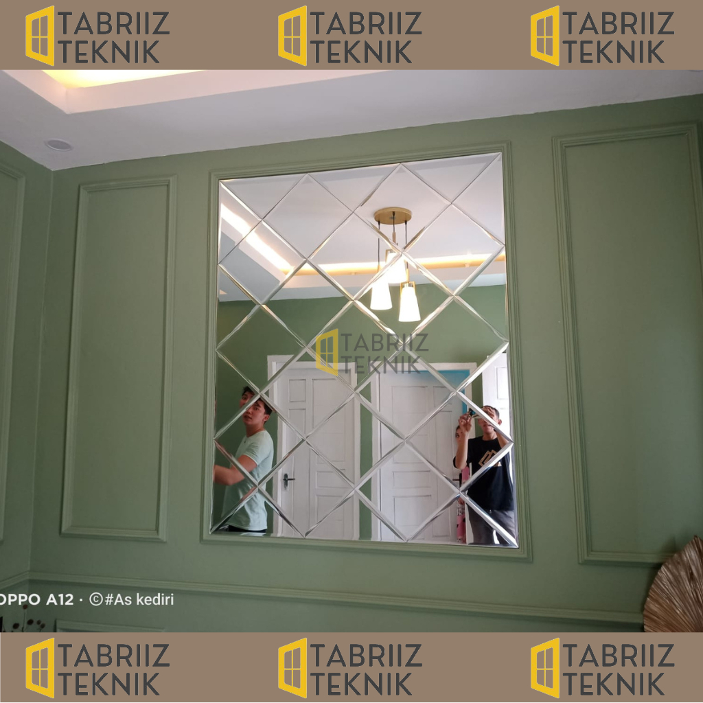 Cermin Dekorasi Dinding 112x140 CM – Model Wainscoting Non Bevel, Estetik & Modern