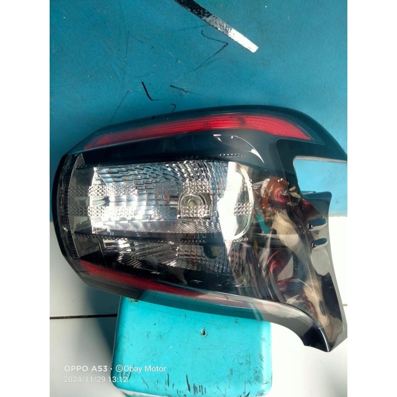 stoplamp/lampu belakang sienta Q