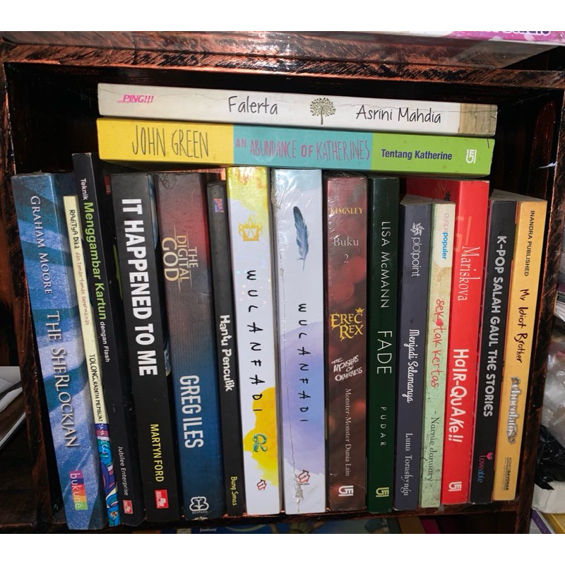 (PRELOVED ORI) Buku Novel Bekas Bahasa Indonesia Wattpad Gramedia