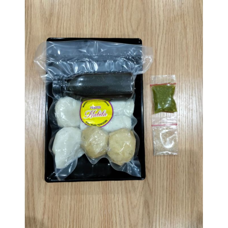 

Pempek Frozen NABILA Paket Campur 6pcs 100% Ikan Tenggiri
