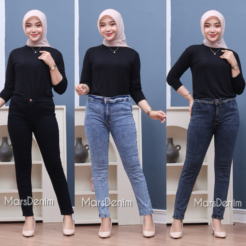 CELANA HIGHWAIST JEANS POLOS JUMBO WANITA