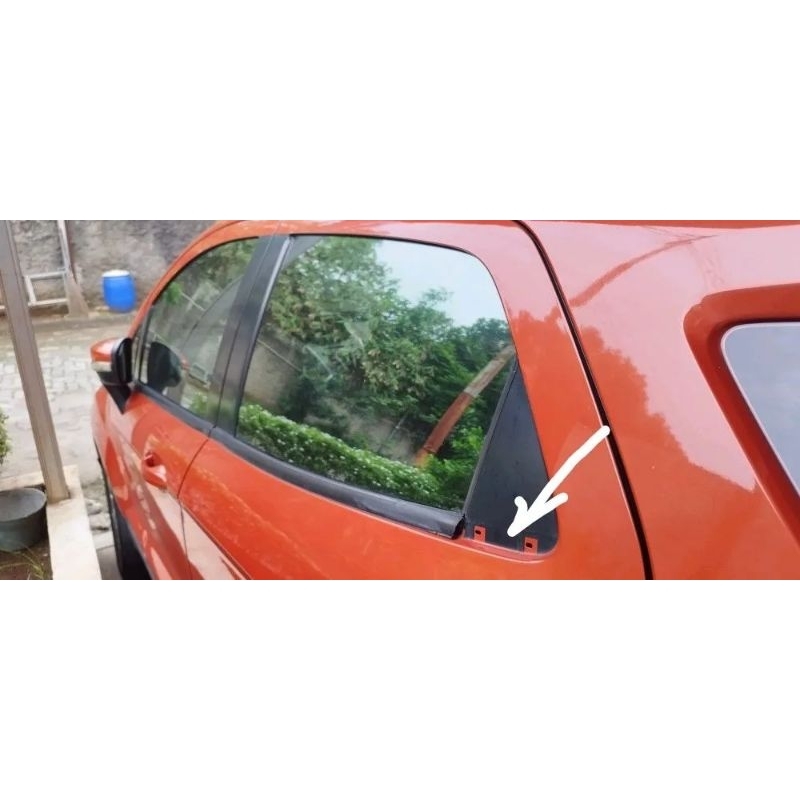 List karet kaca segitiga belakang Ecosport | Rear door trim Ecosport