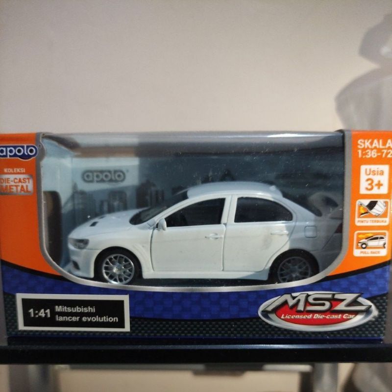 APOLO MSZ Licensed Die-Cast Mitsubishi Lancer Evolution PUTIH