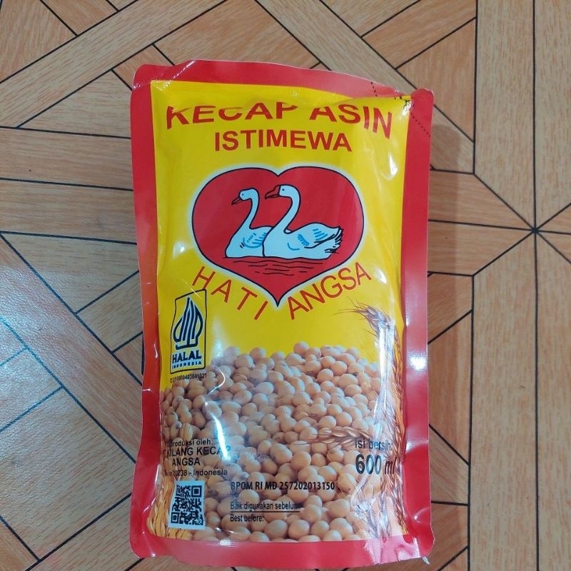 

kecap asin angsa refill 600ml