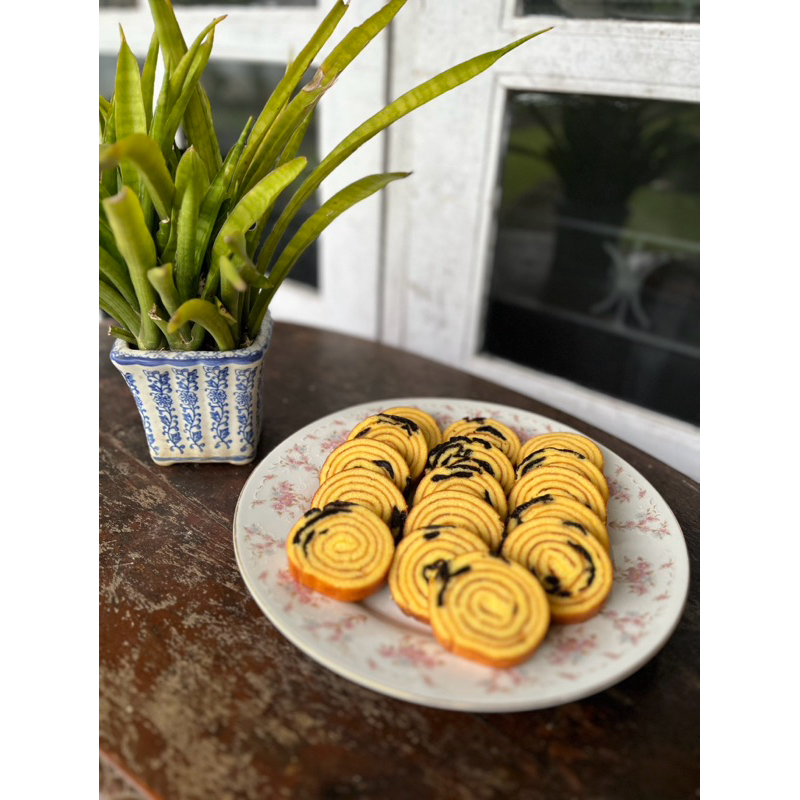 

Lapis Gulung Prunes Full Wisjman