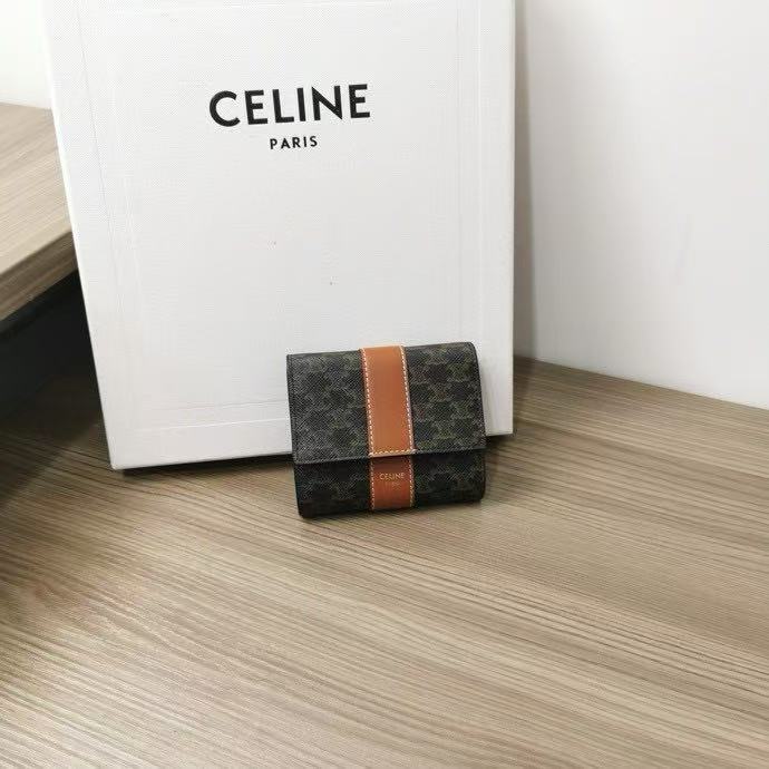 CELINE presbyopia 30% off wallet for easy carrying 100572