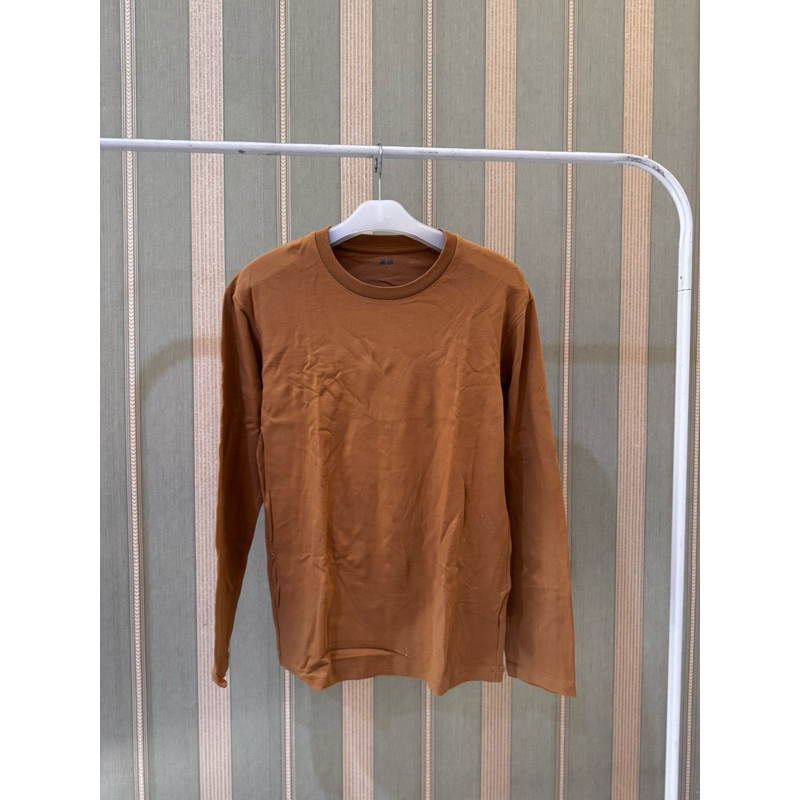 KAOS PRIA UNIQLO LENGAN PANJANG