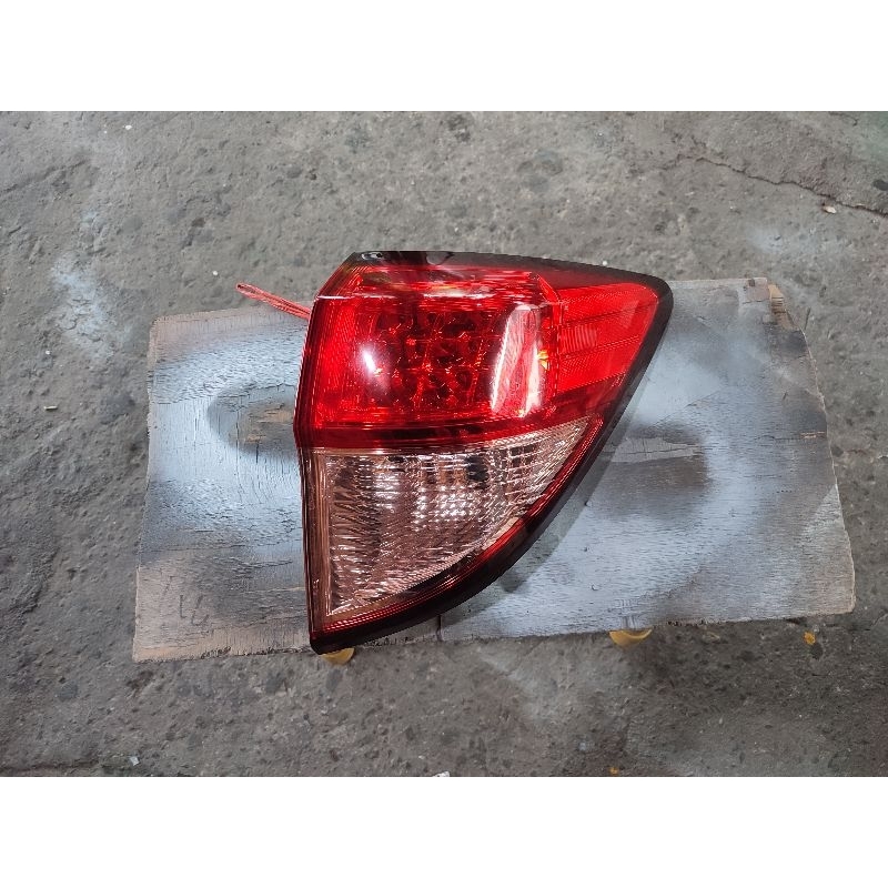 Stoplamp lampu belakang mobil Honda HRV hrv 2015 2016 2017 2018 Original Kanan