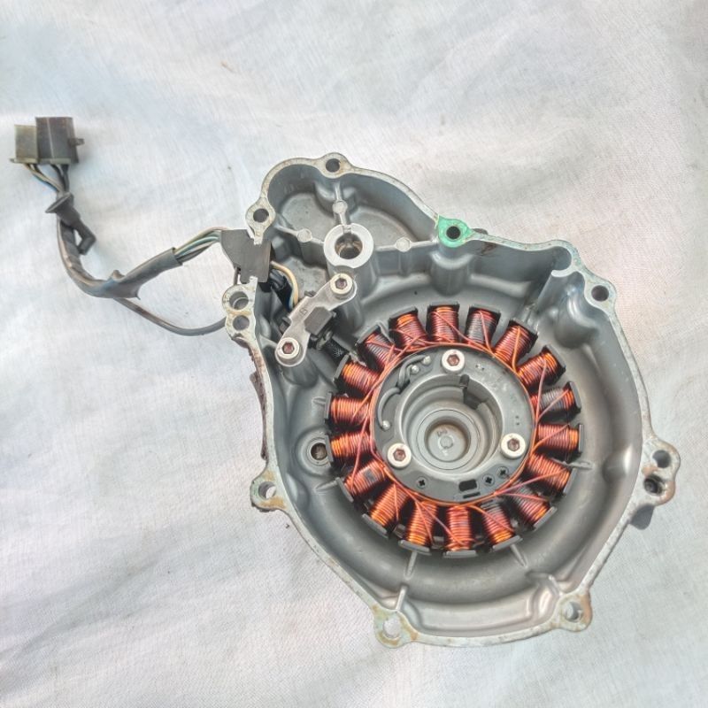 Blok Bak Magnet + Spul CBR 250R Thailand Spull Assy kyj k33