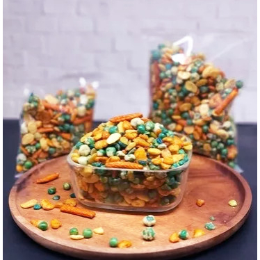 

kacang Mix jaipong Gurih renyah 1kg/kacang mix