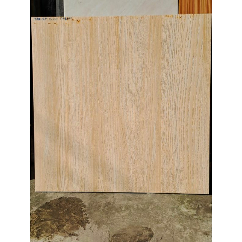 keramik 60x60 kasar matte motif kayu garasi / dapur / teras