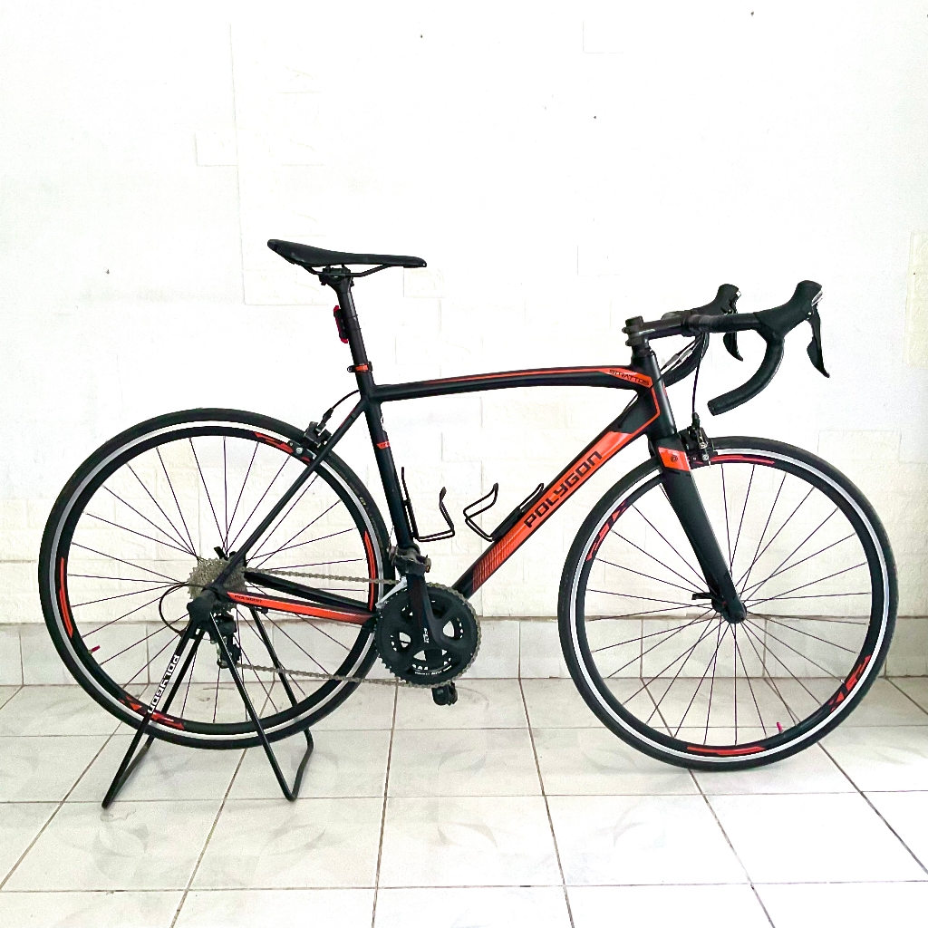Sepeda Balap / Roadbike Polygon Strattos S5 11 Speed Tahun 2018
