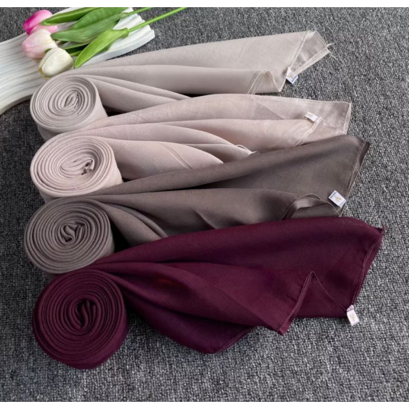 Paris jadul ORI VARISHA / SADIKA /Jilbab Segi Empat Paris Polos Import /COD