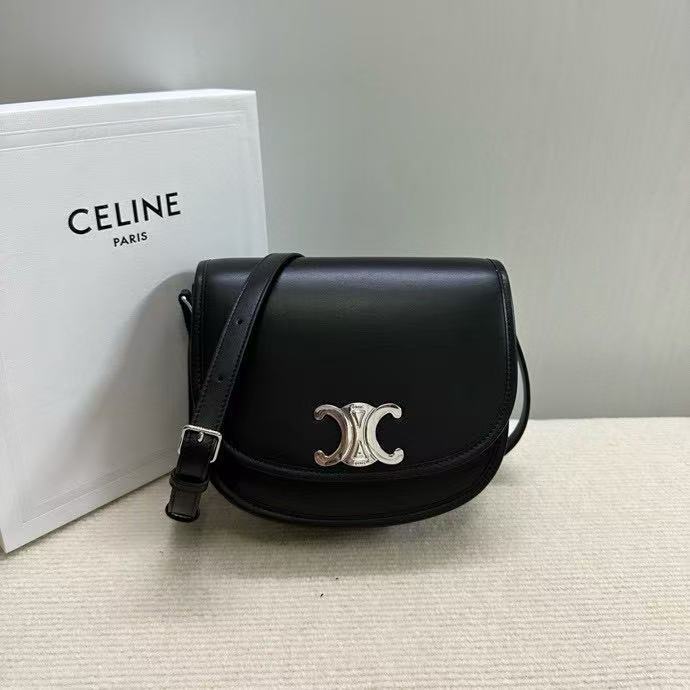 CELINE TRIOMPHE shoulder bag 114453