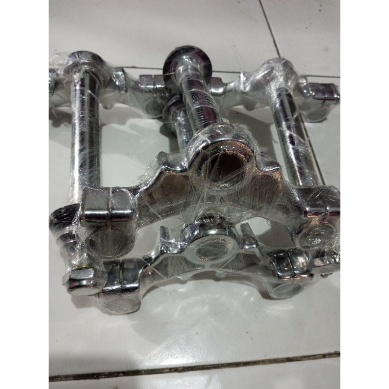 T/ segitiga satria Fu chrome