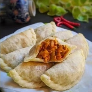 

Cireng isi Ayam Suwir Pedas/CIRENG