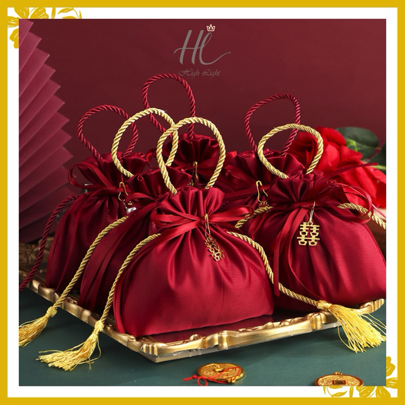 

HIGHLIGHT | Kantong Pouch Serut Permen Handuk Phang Teh Teapai / Kantong Pouch Souvenir Pernikahan bahan Satin