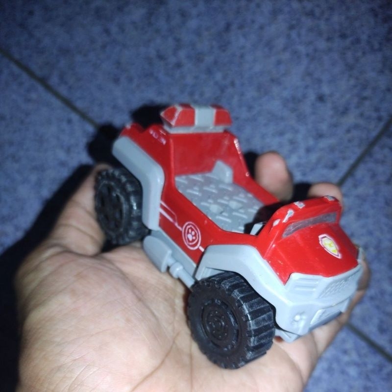 Metal Diecast Paw Patrol Marshall