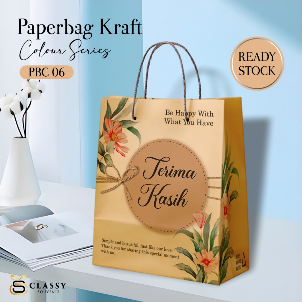 

PAPERBAG SABLON MOTIF READY STOCK - TAS SOUVENIR PERNIKAHAN BAHAN KRAFT PBC 06