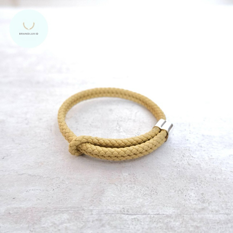 Bottega Veneta Bracelet Intrecciato Leather in Yellow Tapioca