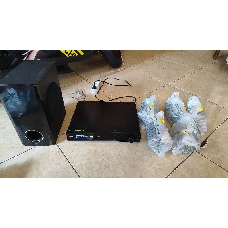 LG Dvd Home Theater System DH4230S
