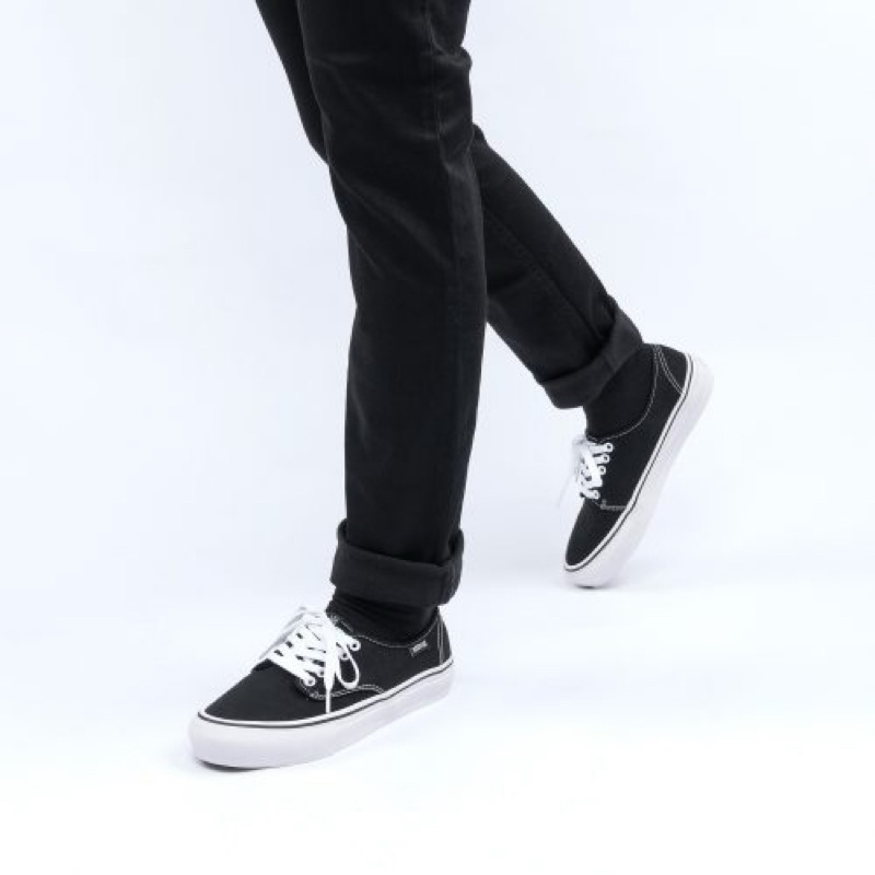 FUGHAZ BW MATERNAL DISASTER FOOTWEAR SEPATU SNEAKERS