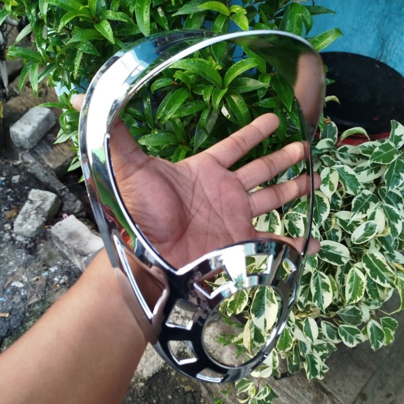 Garnis Chrome lis topi lampu depan honda scoopy old karbu