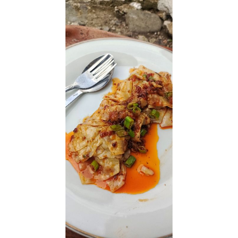 

pangsit ayam chili oil instans By@seblakprasmanan_tehneneng
