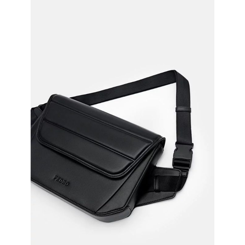 0235 Tas Sling Pouch Pria PEDRO 100% Original