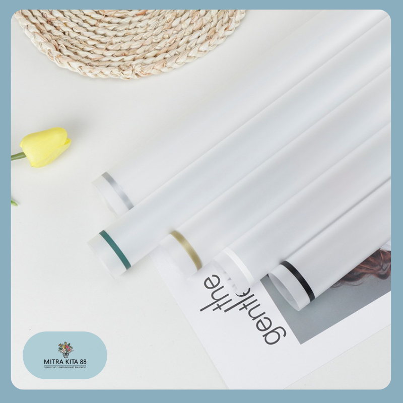 

Isi 20 LEMBAR Flower Wrapping Paper White Transparent Line Color Kertas Buket Bunga Transparan KB082