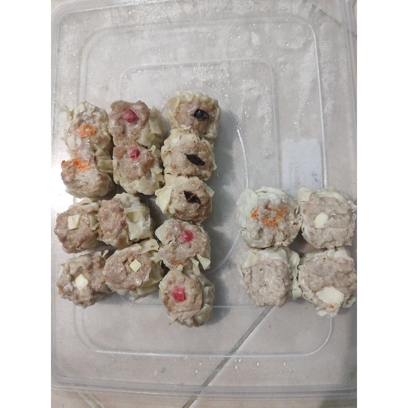 

(READY) DIMSUM HOMEMADE FULL DAGING AYAM+TULANG RANGU ISI 50PCS