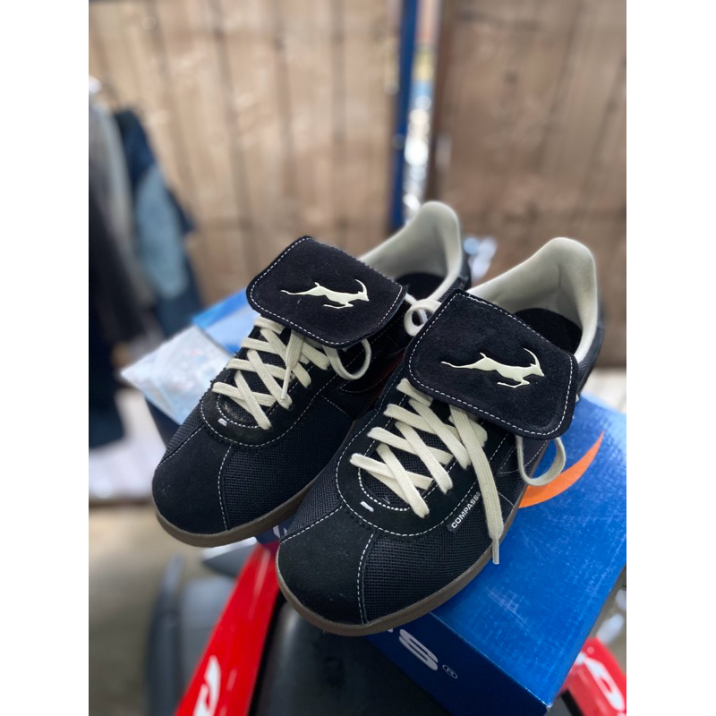 Compass Tribun Home Away