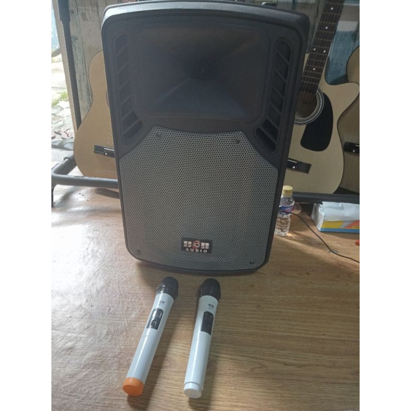 OLSHOP BANJARMASIN- speaker aktif/portable BOB 12" multifungsi kondisi oke siap pakai