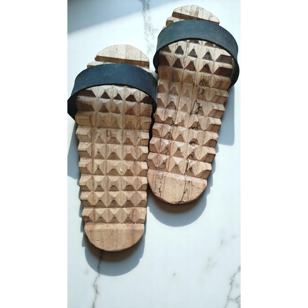 Sandal Bakiak kayu/sandal kayu/sandal rematik/terompah