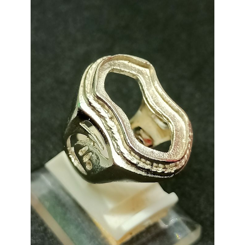 Cincin , Ring , Emban Batu Akik Alpaka , Bentuk Terompah
