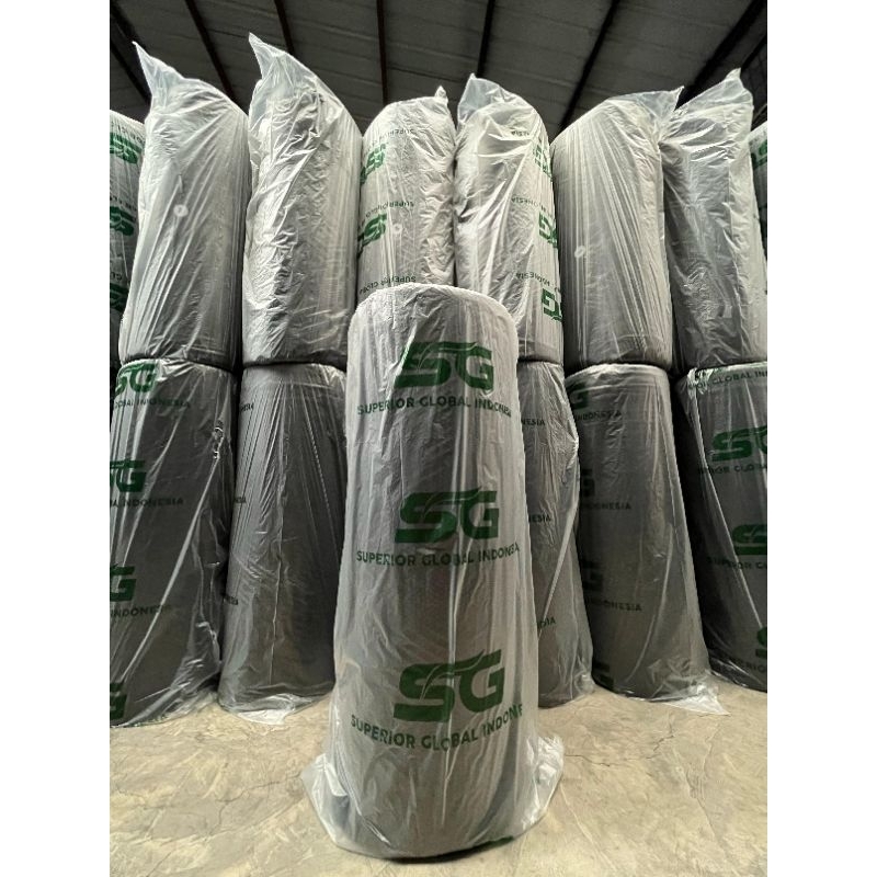 

BUBBLE WRAP HITAM 120CM X 50M 2,6KG NC