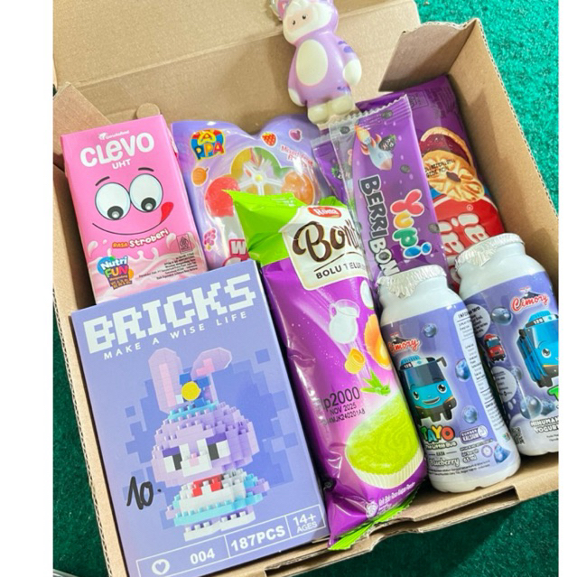PROMO SNACK BOX :   BONU3 gif box Hampers ulang tahun kado untuk orang tercinta