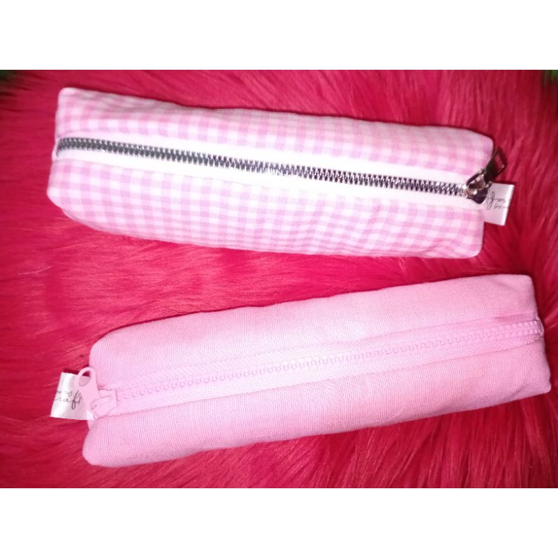 

tempat pensil pink