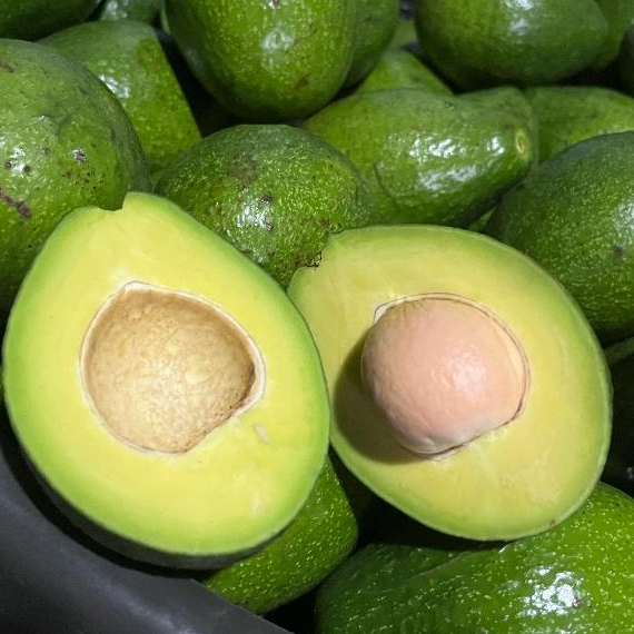 

Naturaavocado - alpukat mentega 500gr 1-2pcs (di kirim keadaan mentah)